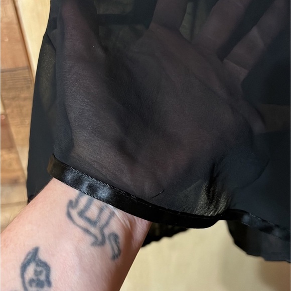 Seductive Wear floral lace nightie - Picture 5 of 5